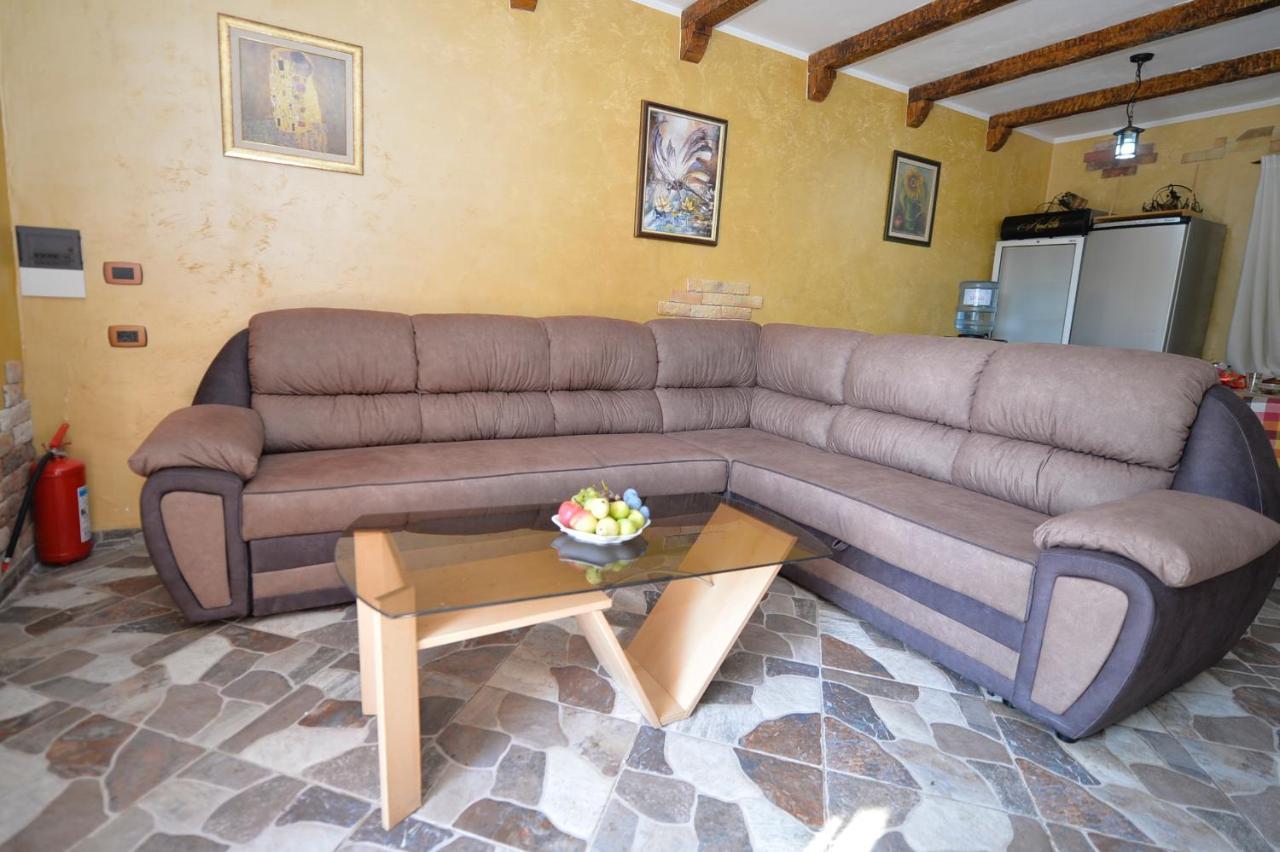 Vila Andrea Danilovgrad Exterior foto